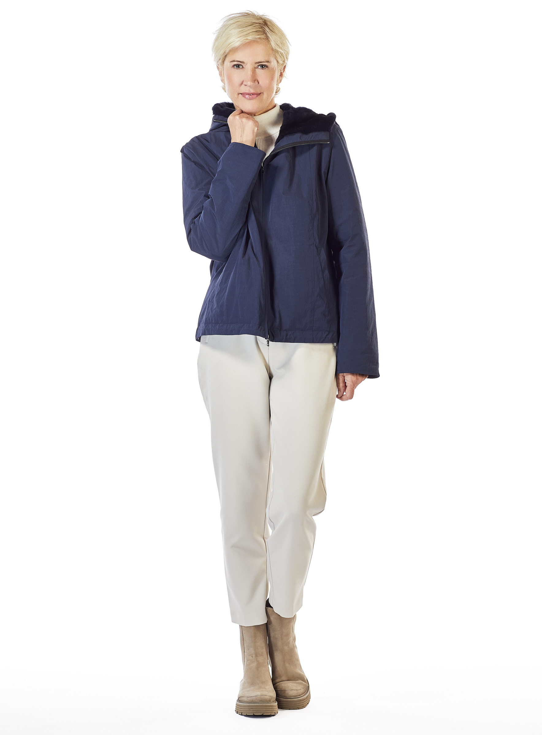 Dunkelblaue Anorak Jacke mit Samtwiesel Fell