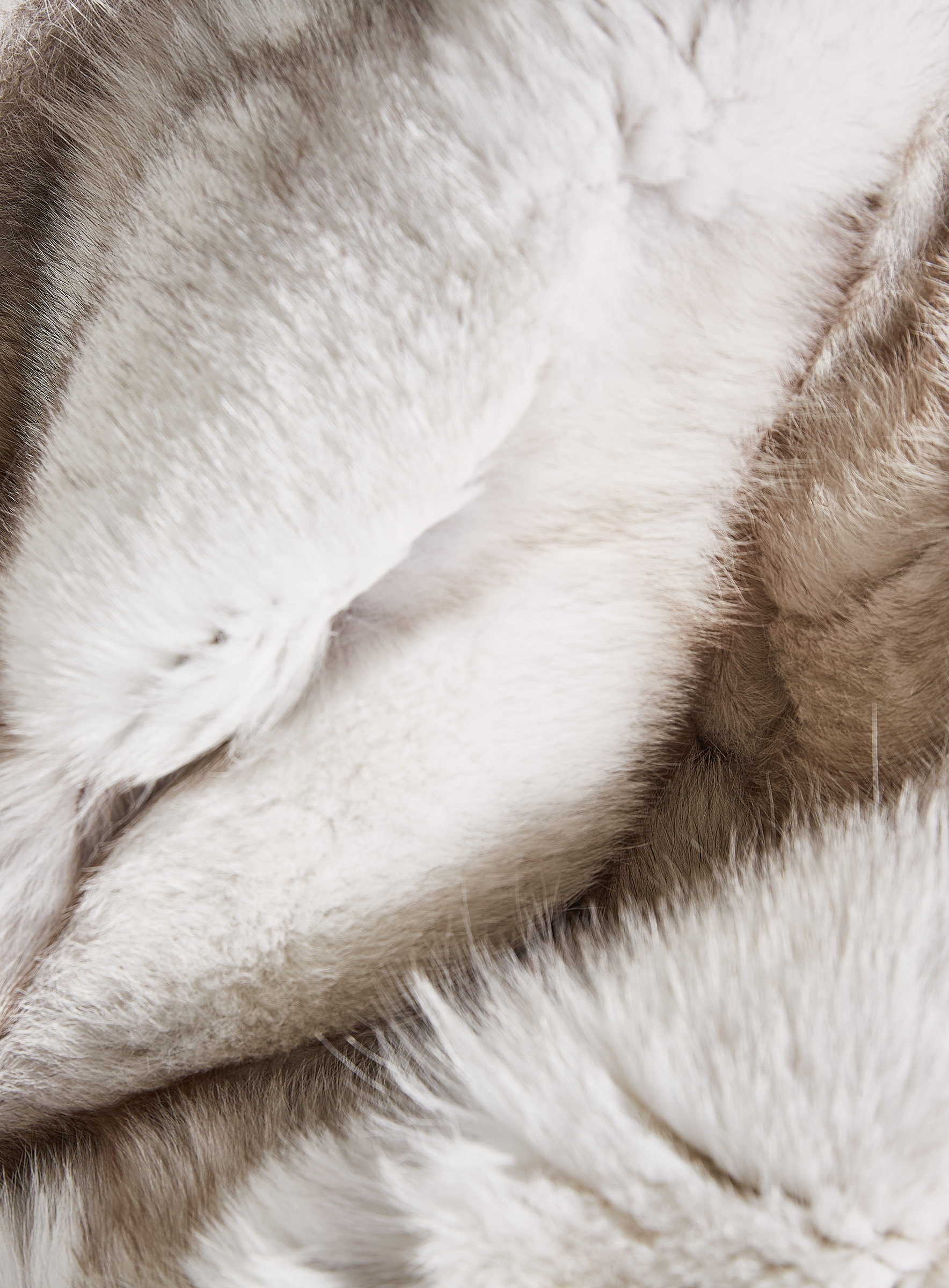 Blaufuchs Patch Felldecke mit dunklem Futter