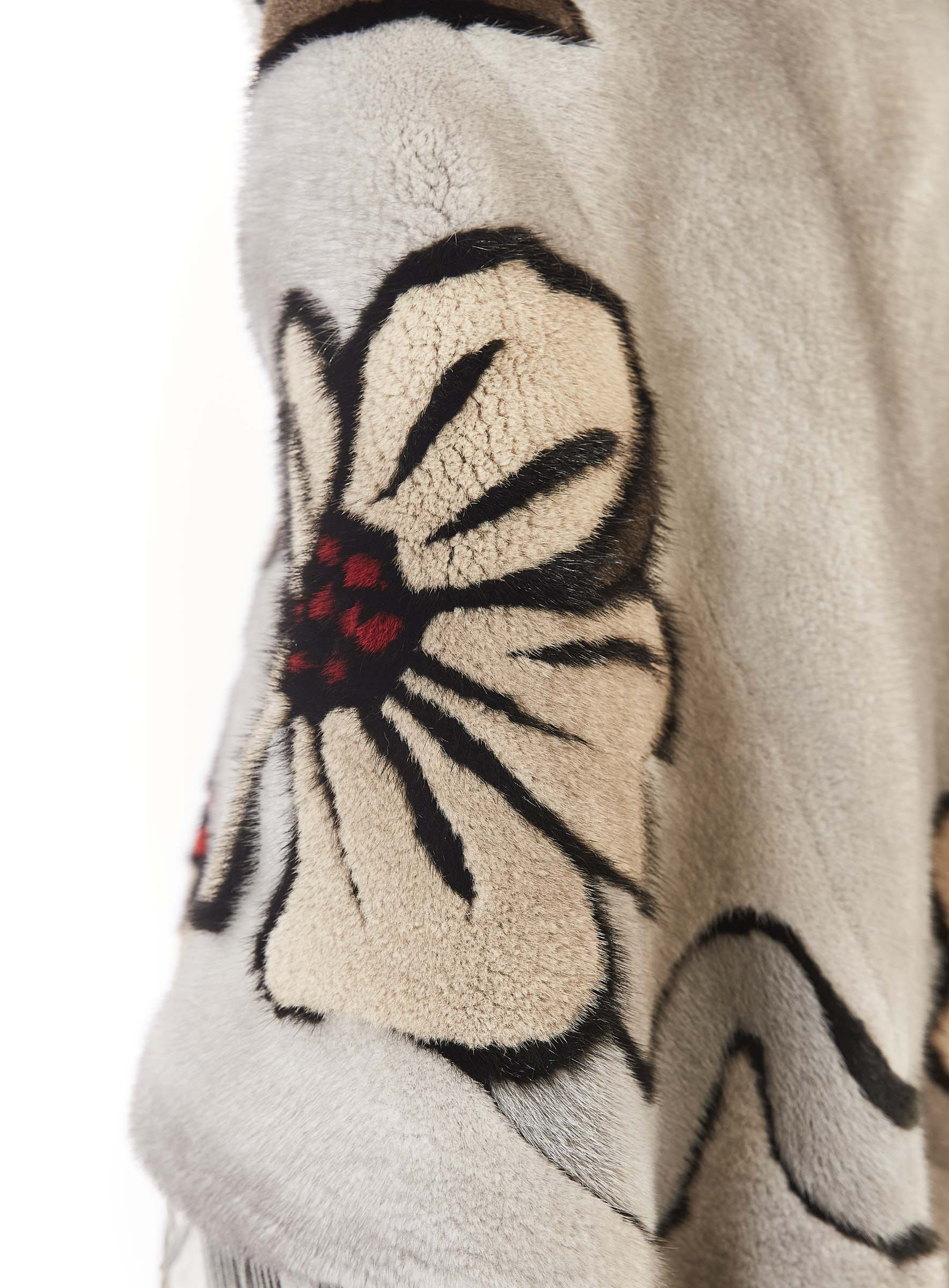 Nerz Cape sapphire mit Blumenmuster