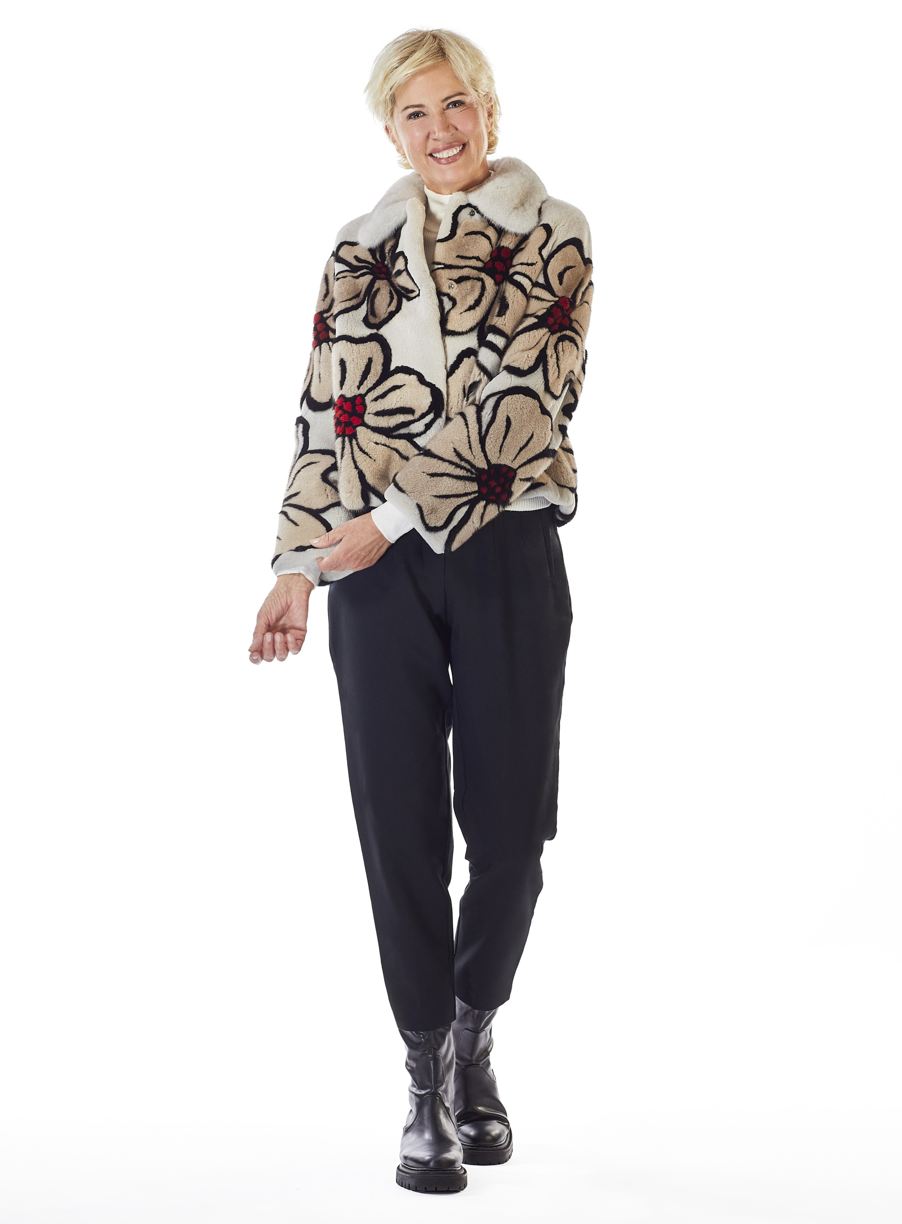 Kurze Nerzjacke mit Blumenmuster