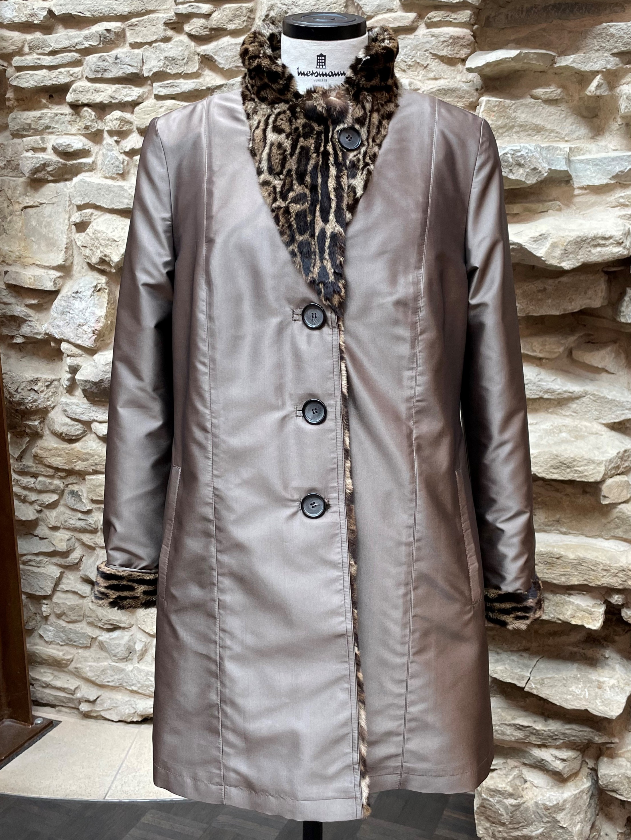 Umarbeitung zur Seidenjacke mit kundeneigenem Ozelot