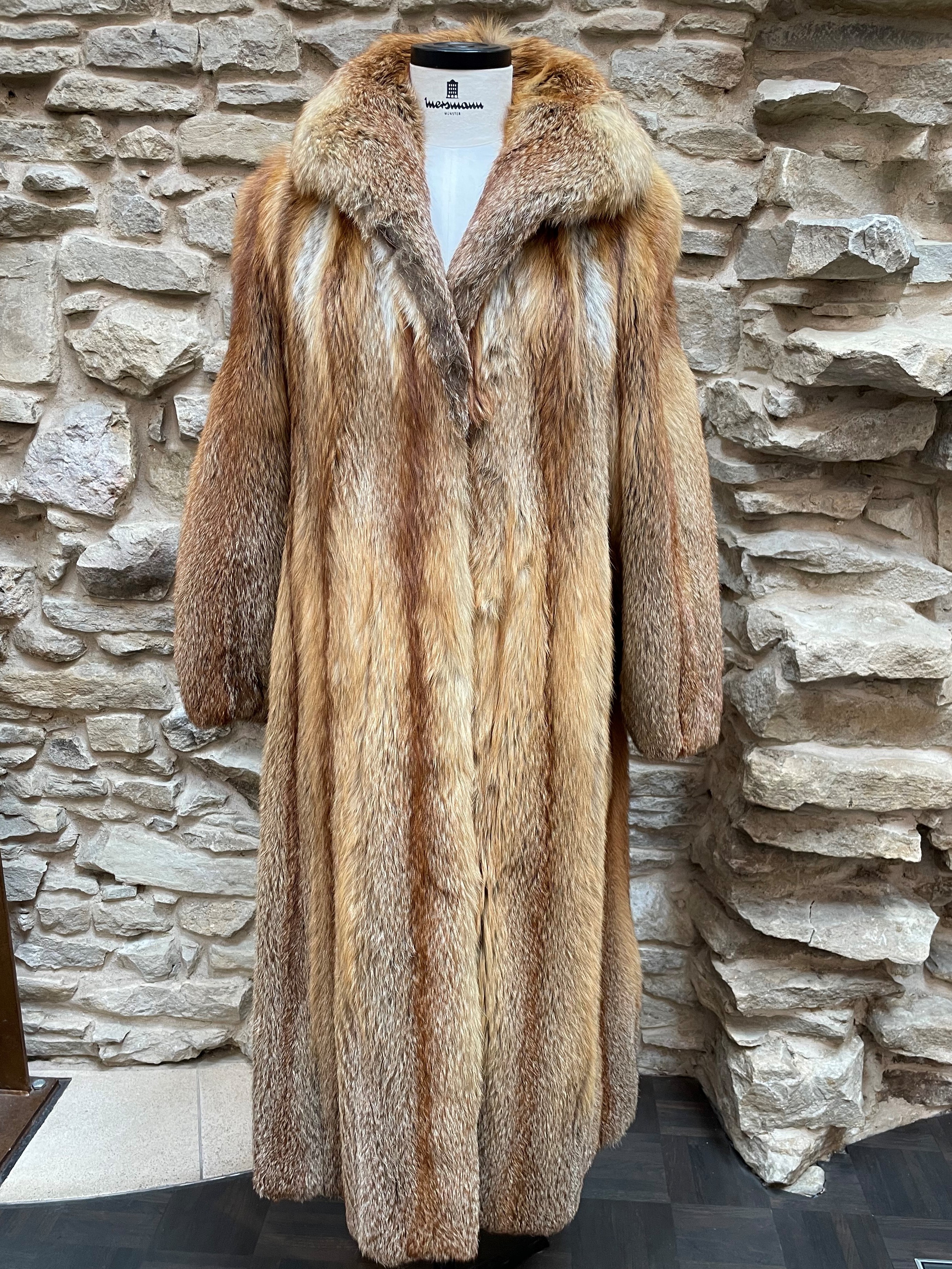 Umarbeitung eines Rotfuchsmantels in eine Rotfuchskapuzenjacke