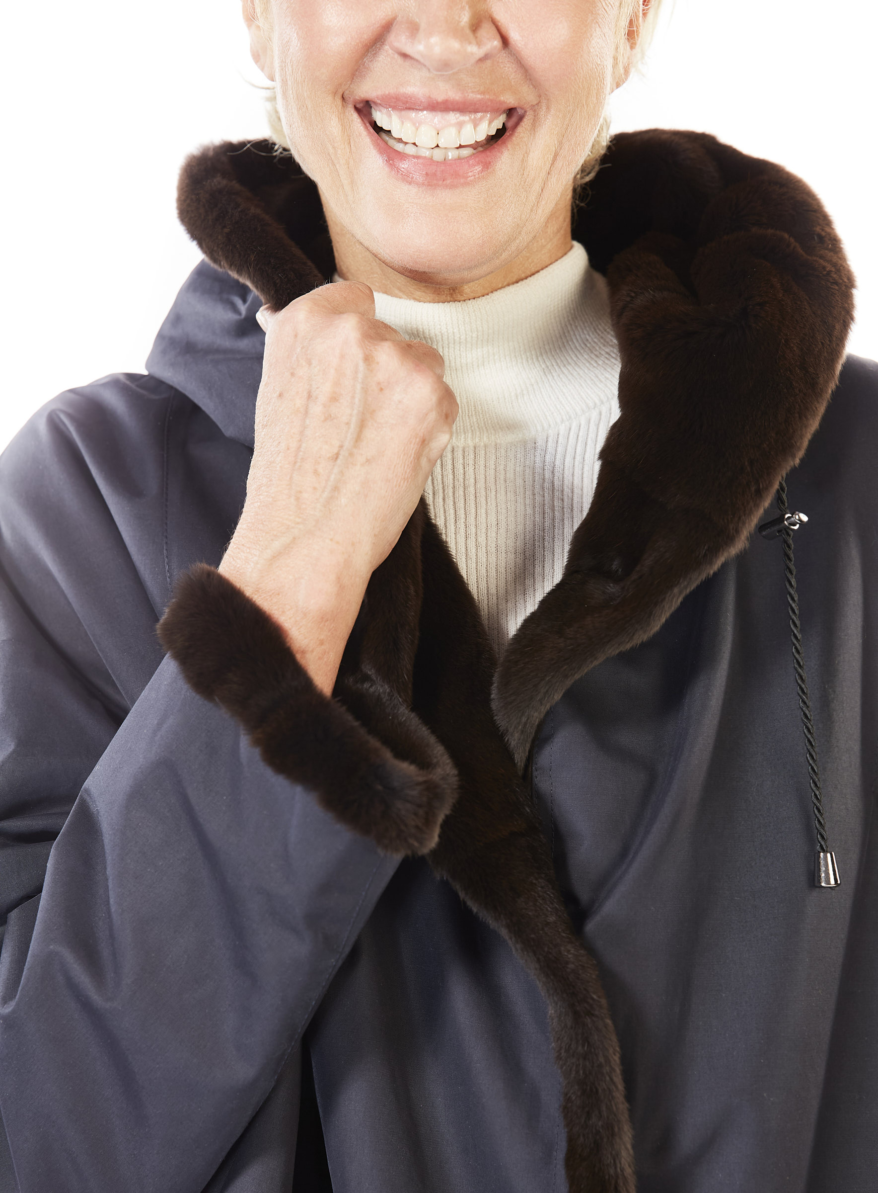 Dunkelblaue Wendejacke mit weichem Samtwiesel