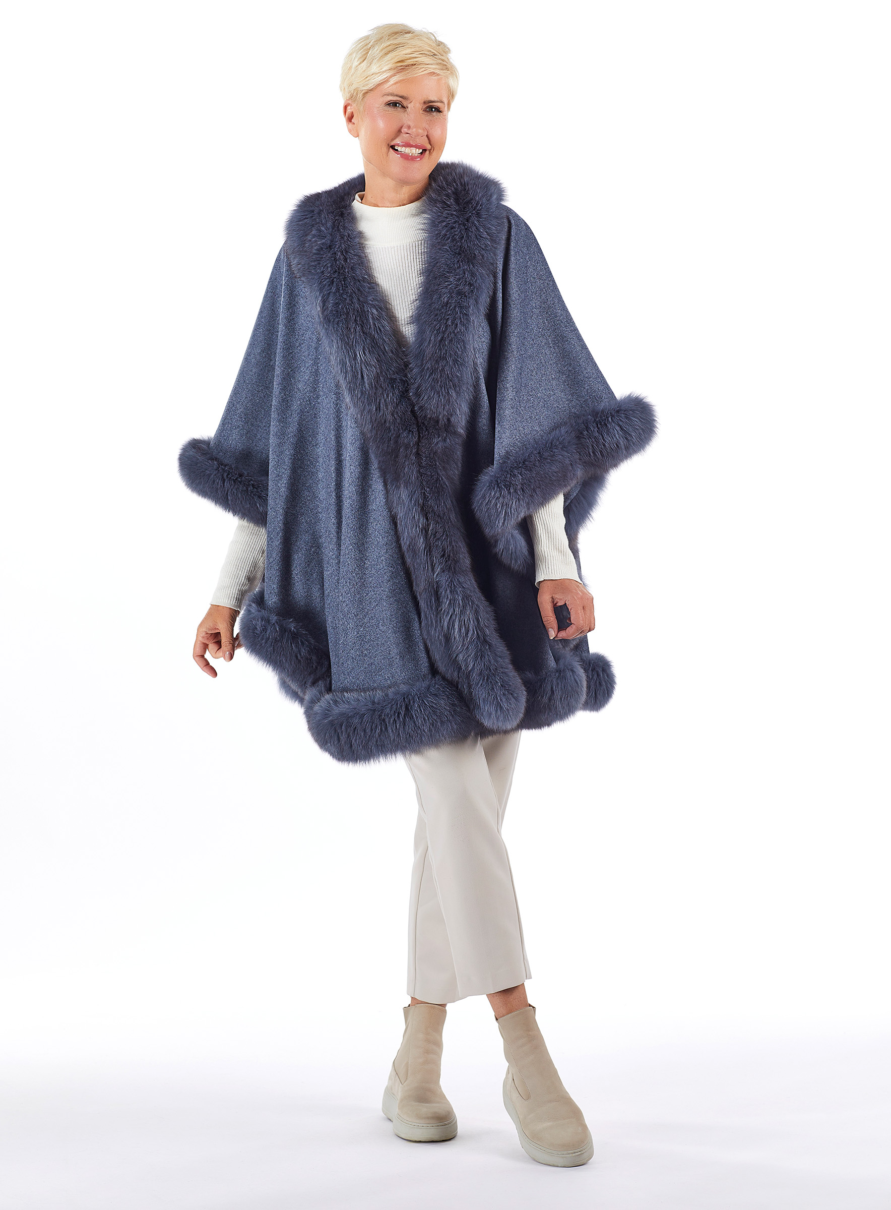 Cashmere Cape mit Fuchsverbrämung graublau