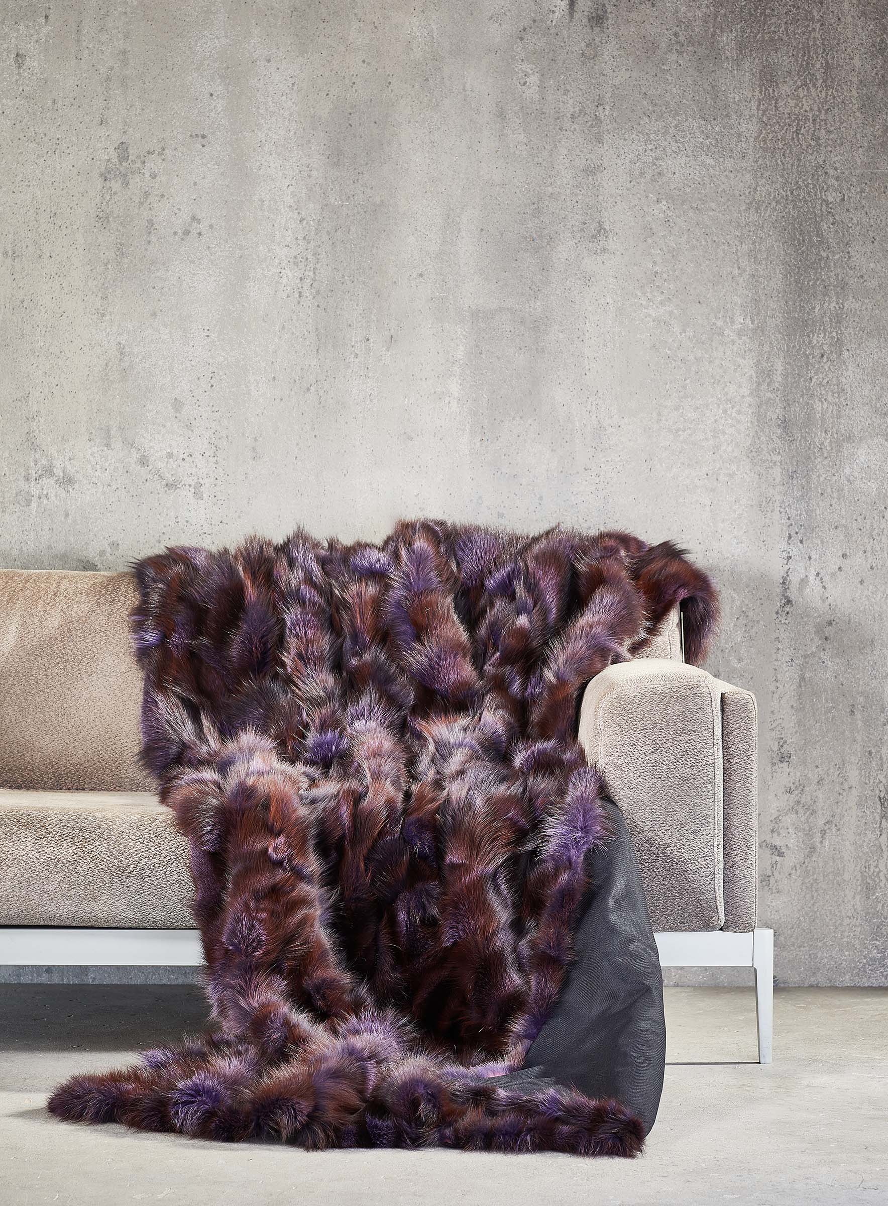 Kristallfuchs Pelzdecke Patchwork lila mit Schurwolle