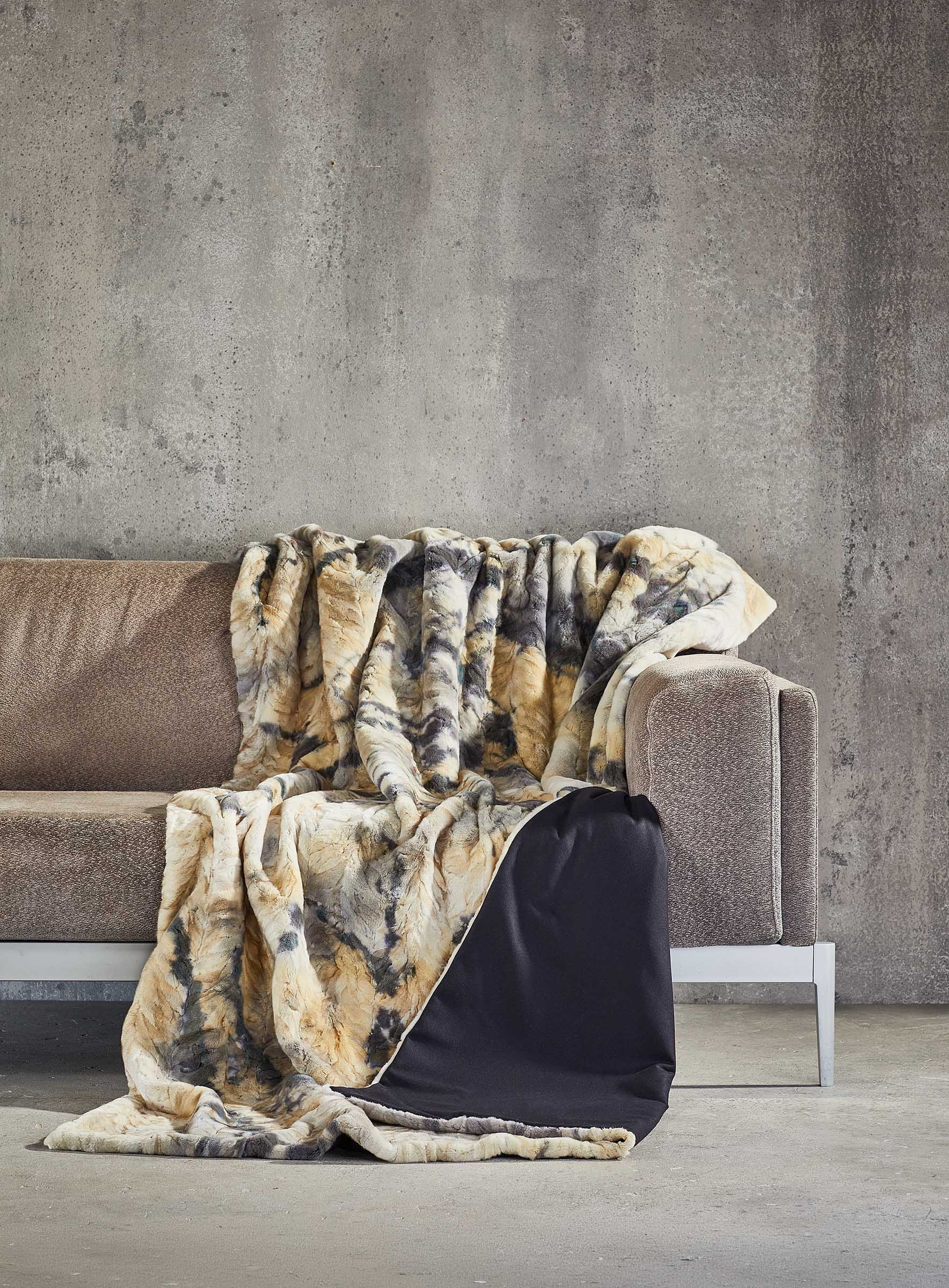 Geschorene Nerzarcade Decke beige mit Kunstdruck