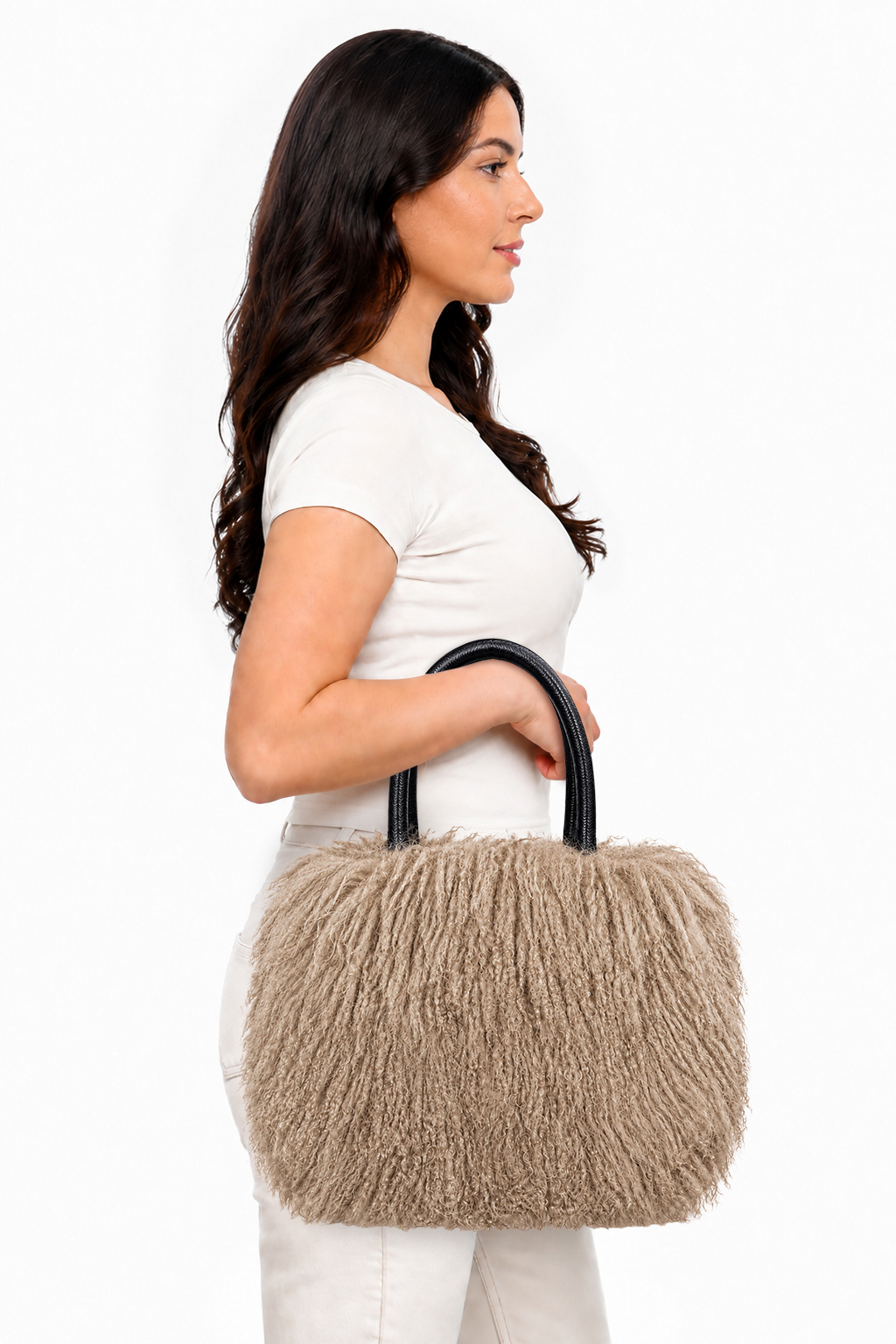 Ausgefallene Tibetlammtasche mit Ledergriff beige
