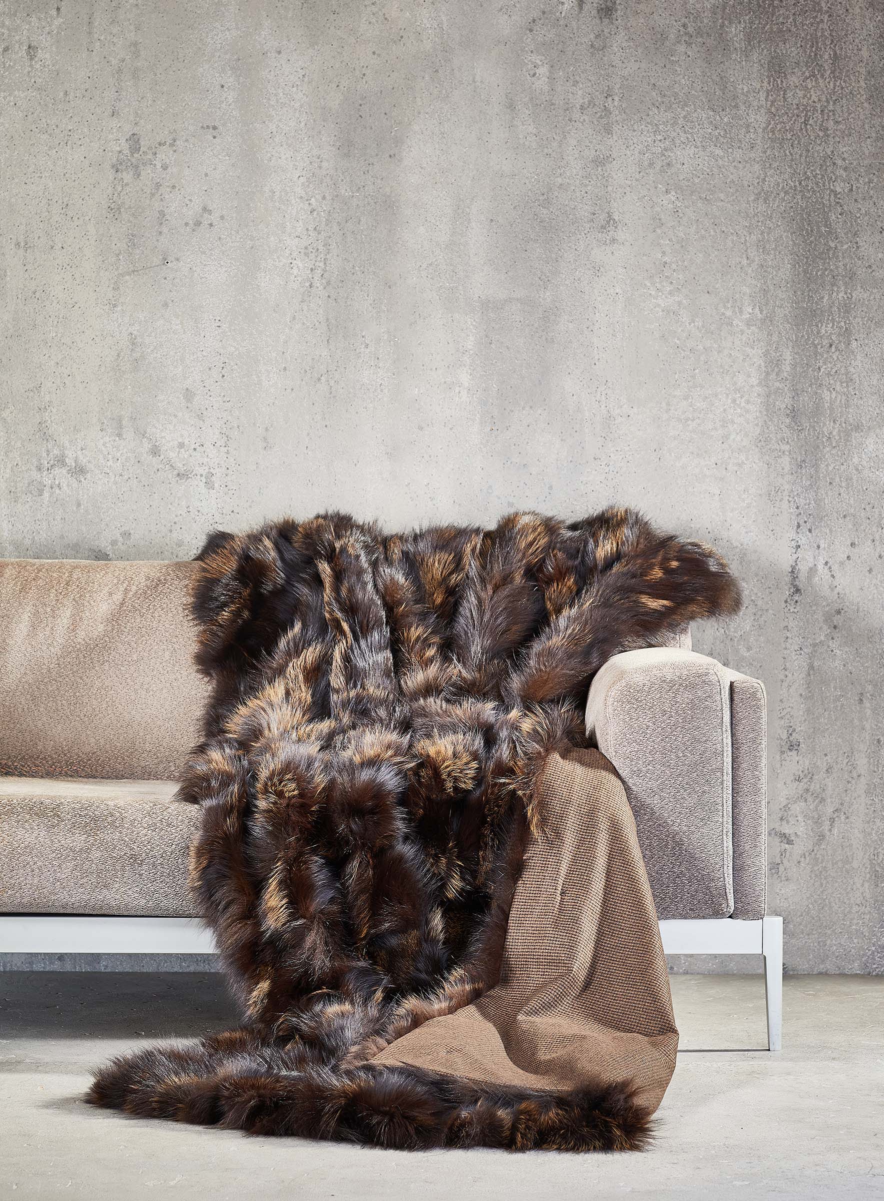 Blausilberfuchs Wammen Decke dunkelbraun mit Schurwolle